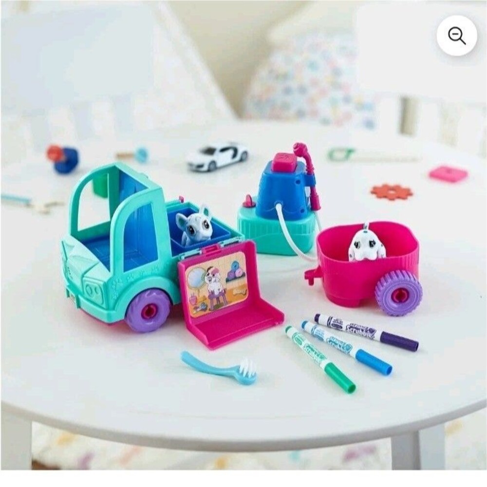 Crayola Scribble Scrubbie Pets Grooming Truck Playset Washable Markers Toy